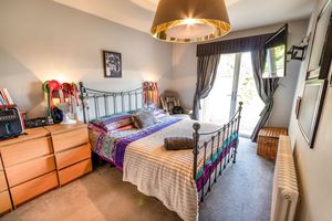 Photo 10- click for photo gallery